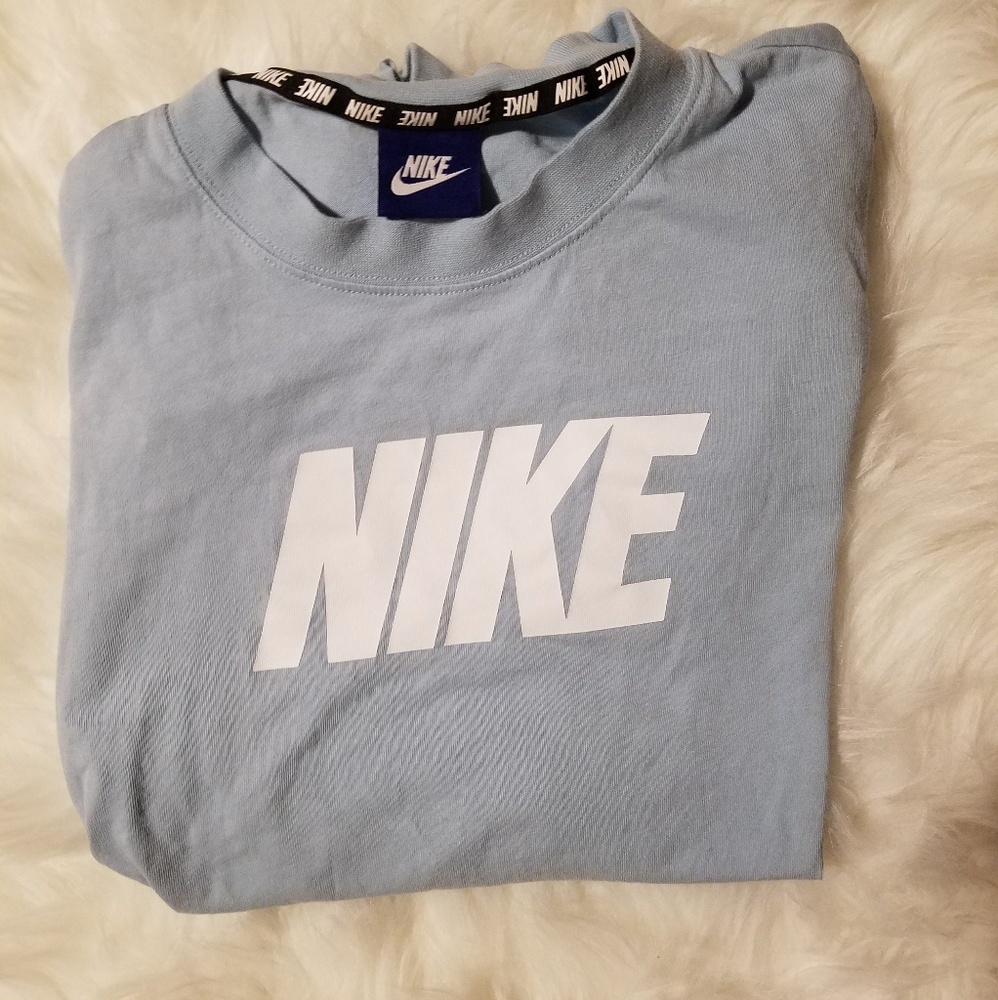 Long Sleeve Light Blue Nike Tee Size Small